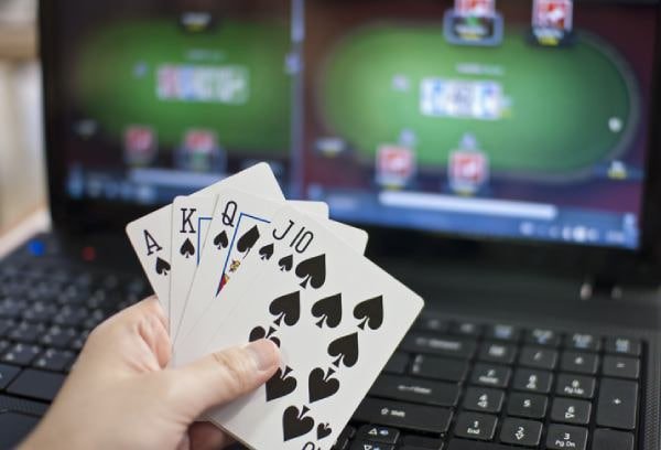 Các bước rút tiền VND tại x8bet qua điện thoại di động